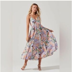 ASTR Blythe Floral Plisse Midi Dress